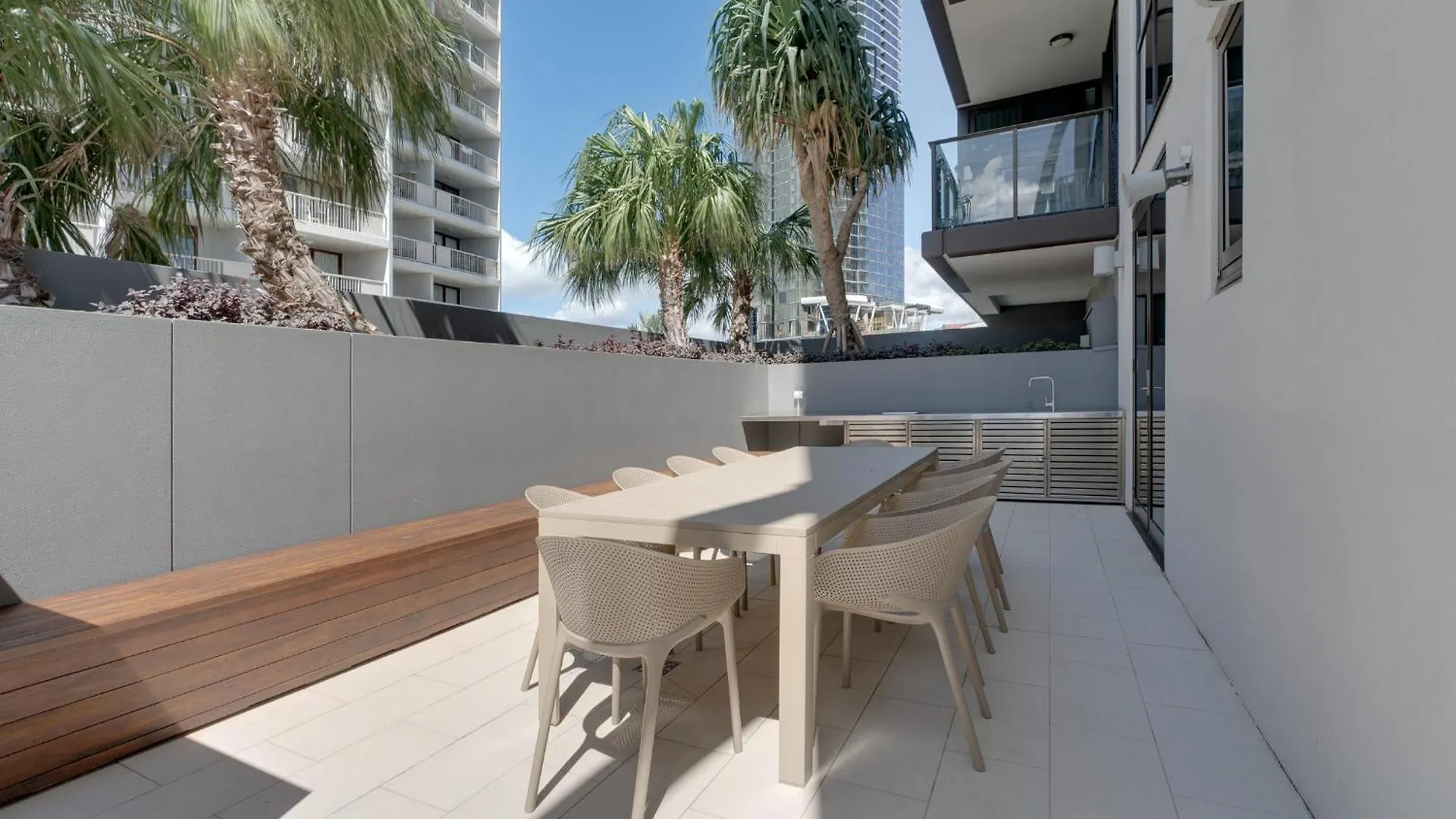 Luxury 2-Br Penthouse With Stunning Ocean Views Apartment Gold Coast Australia