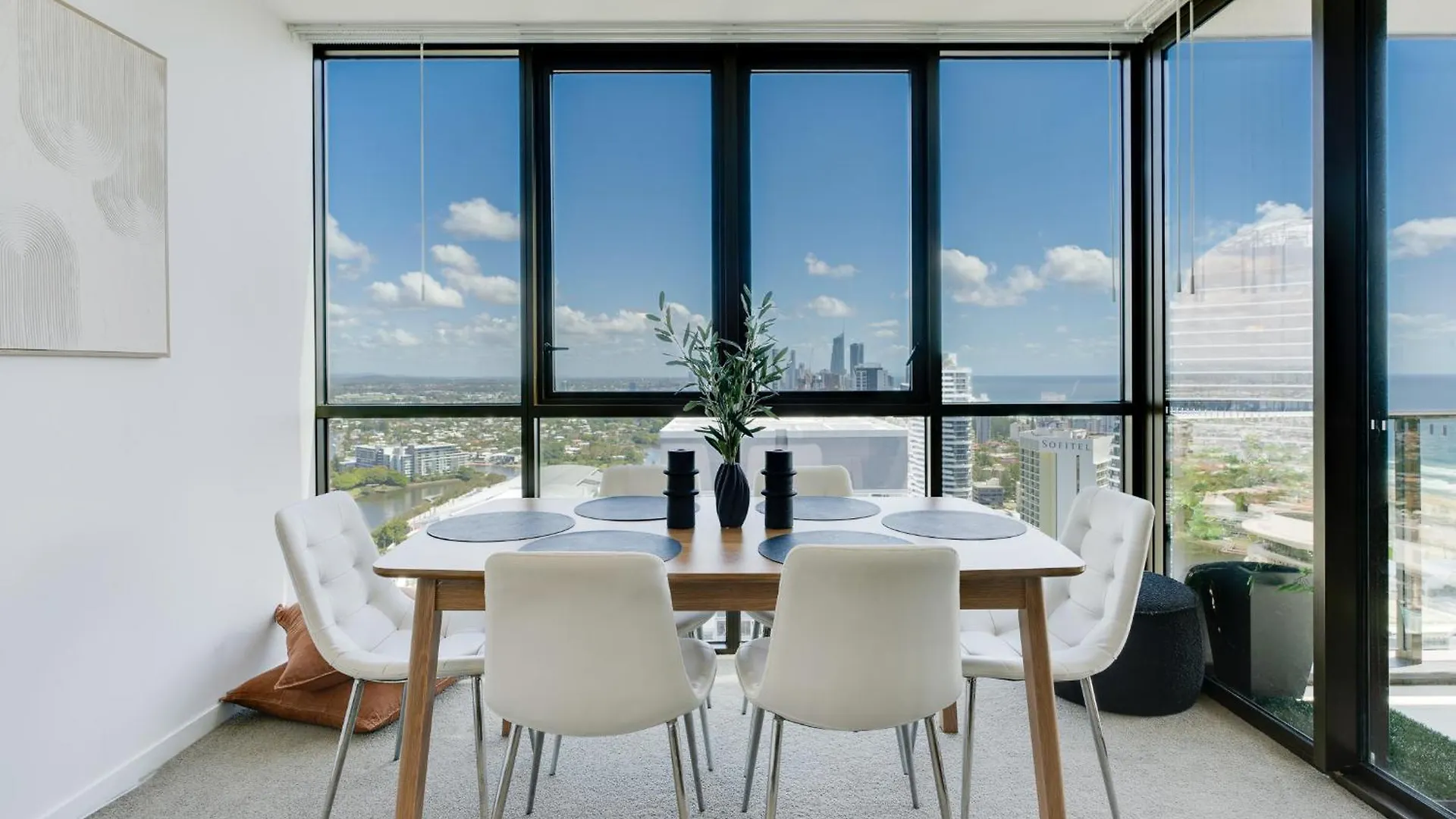 Luxury 2-Br Penthouse With Stunning Ocean Views Apartment Gold Coast Australia